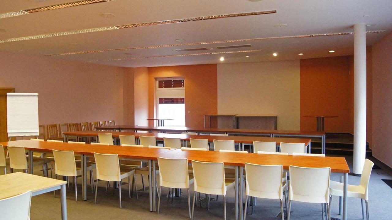 プラハ Km House Cerny Mostホステル エクステリア 写真