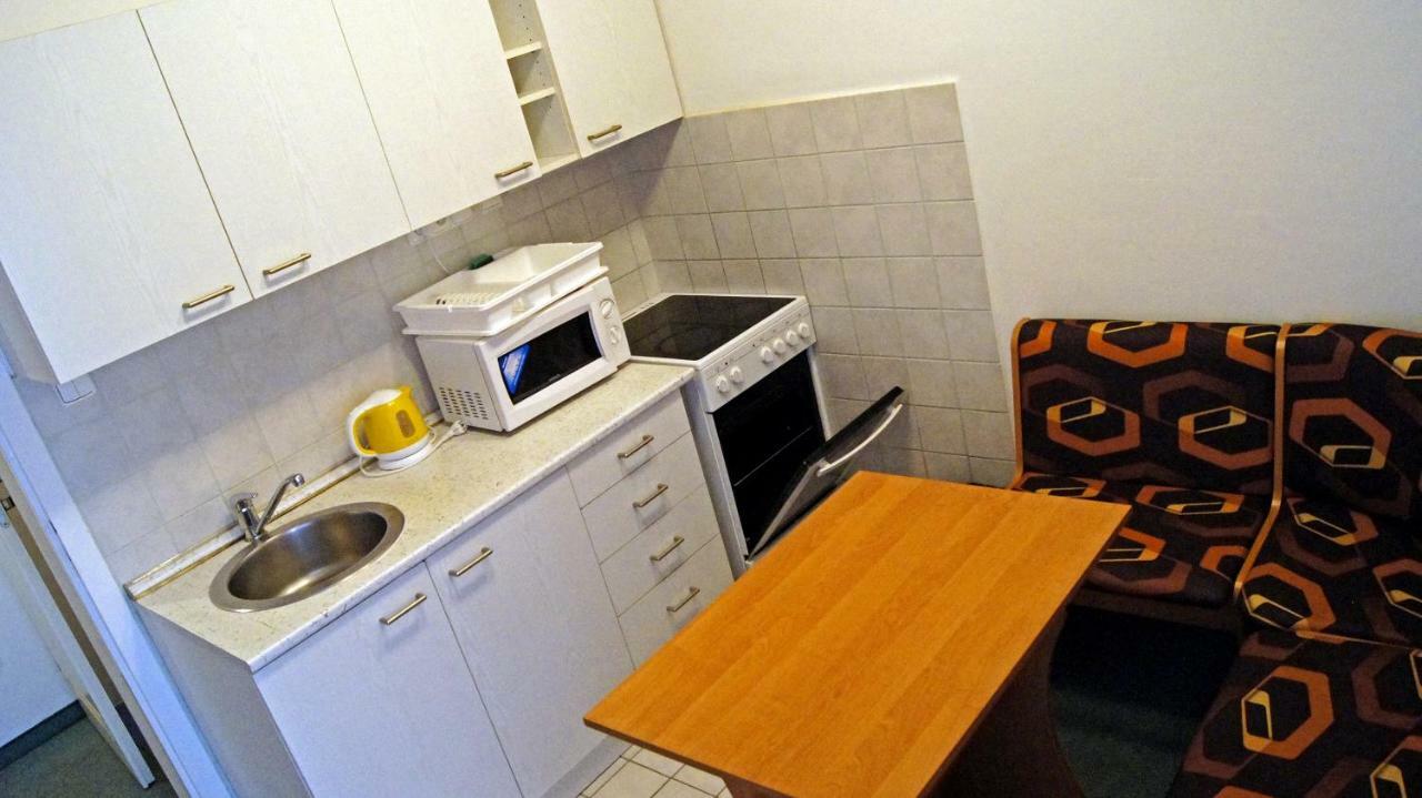 プラハ Km House Cerny Mostホステル エクステリア 写真